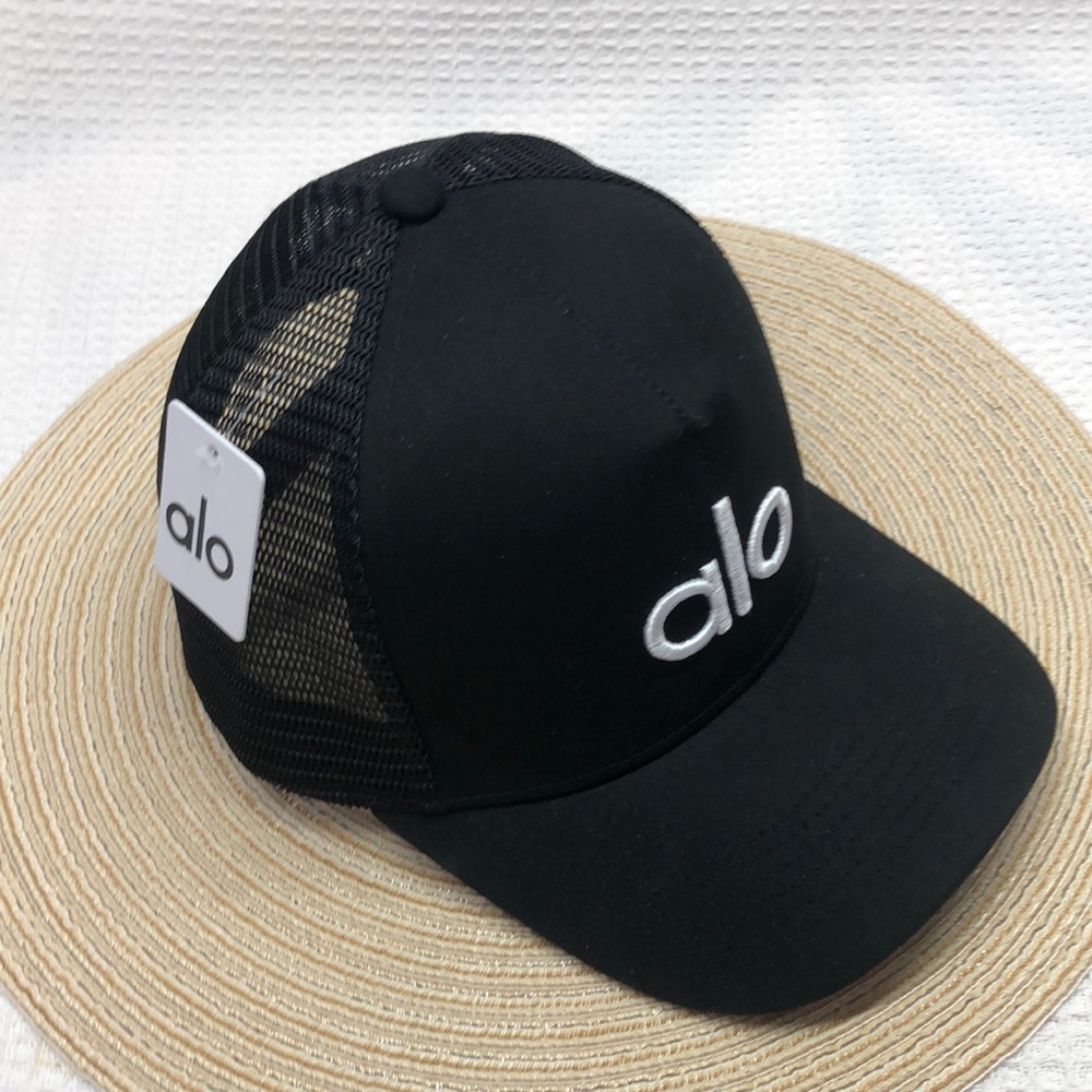 ALO Yoga District Trucker Hat